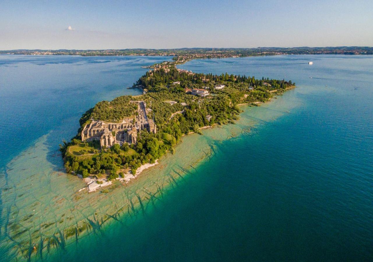Hotel Ideal Сирмионе Экстерьер фото