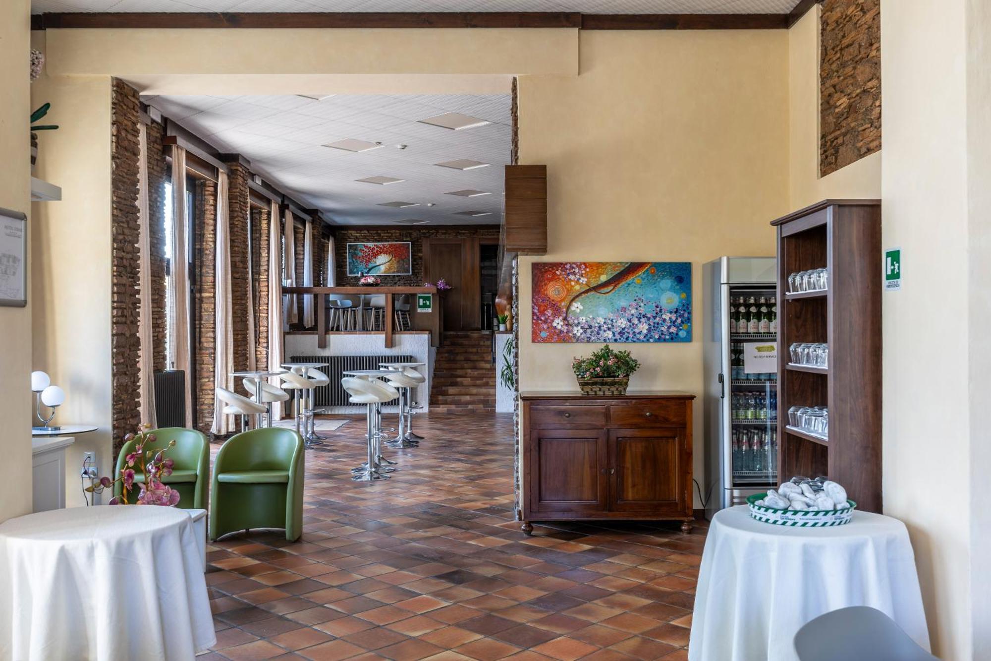 Hotel Ideal Сирмионе Экстерьер фото