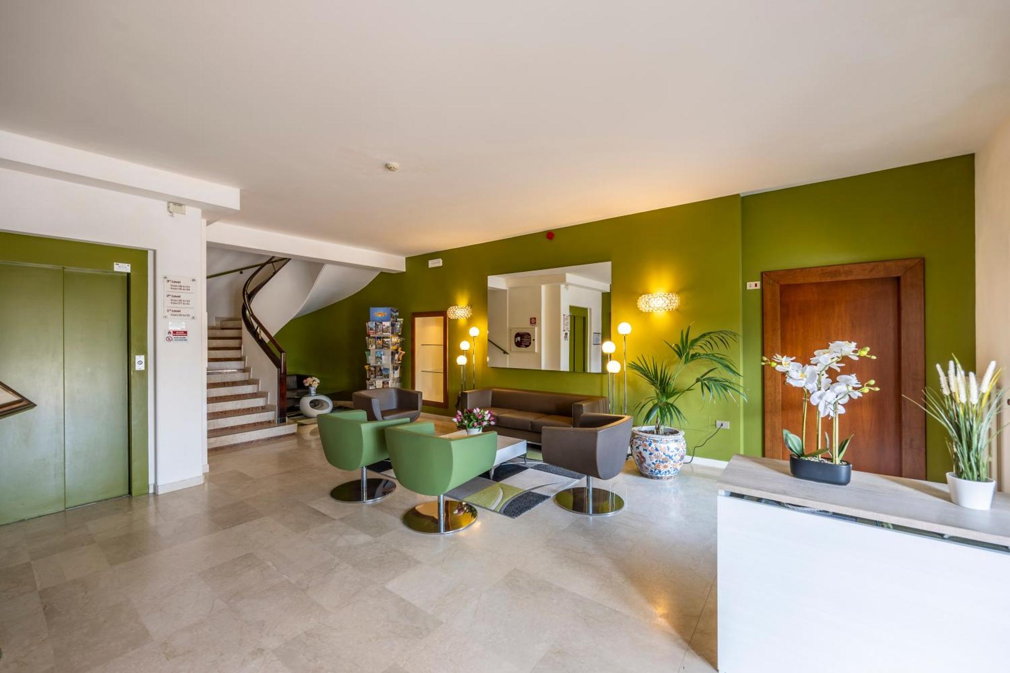 Hotel Ideal Сирмионе Экстерьер фото